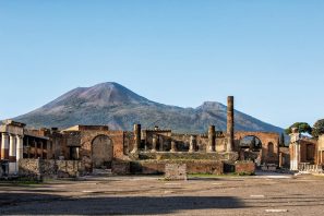 Campania: le memorie antiche e le reliquie del medio evo