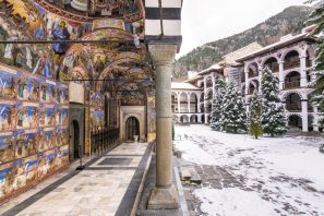 Bulgaria: città medievali e monasteri ortodossi